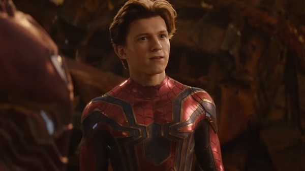 Tom Holland khóc khi xem Avengers: Infinity War