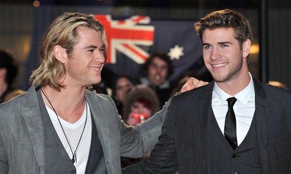 Gia đình thần sấm Chris Hemsworth