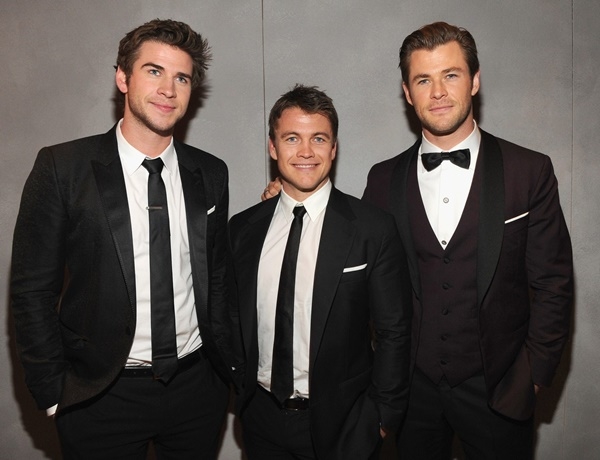 Gia đình thần sấm Chris Hemsworth