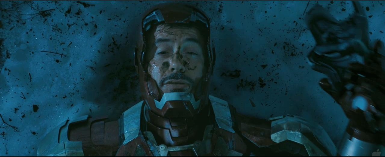Chính Tony Stark là người đã tự đứng ra chịu trách nhiệm cho bất kỳ cuộc tấn công nào xảy ra xung quanh mình và bạn bè kể cả khi nguyên nhân cũng chẳng phải do anh.