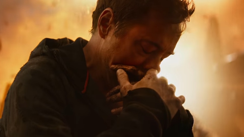 Chính Tony là người đã quyết định sẽ chiến đấu với Thanos ở hành tinh Titan thay vì Trái Đất. Anh ấy vẫn luôn sẵn sàng để hi sinh mạng sống vì vũ trụ như thế.