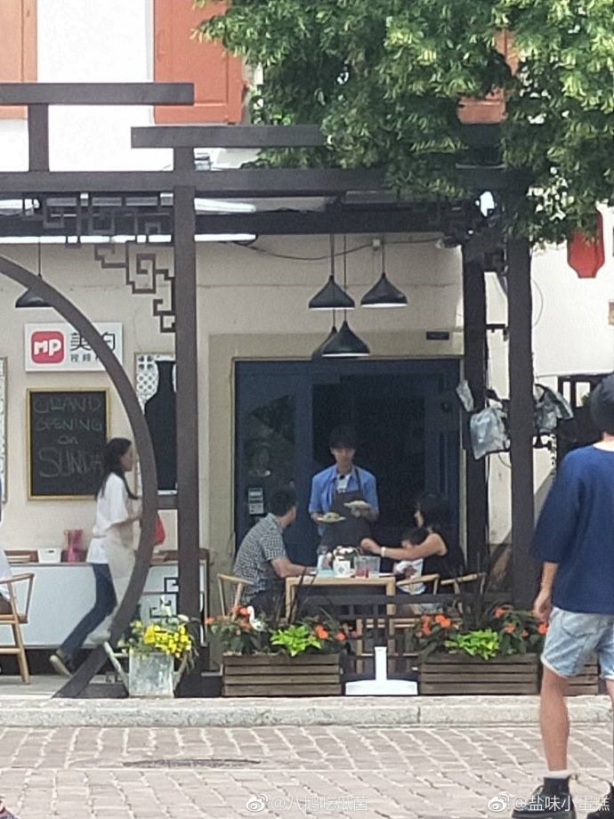 Vương Tuấn Khải xuất hiện trong show Nhà Hàng Trung Hoa