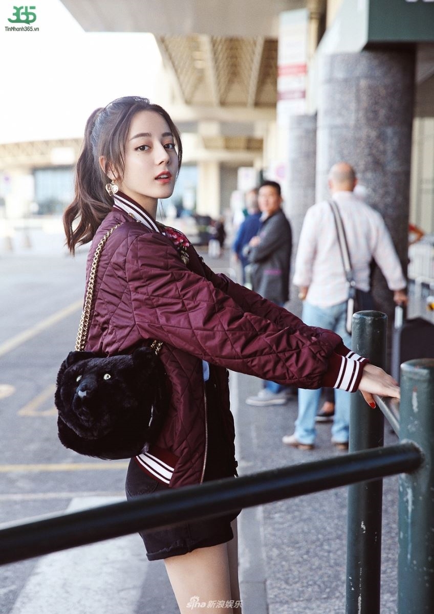 Lâm Duẫn bất ngờ hé lộ về bí mật đằng sau những tấm ảnh sân bay