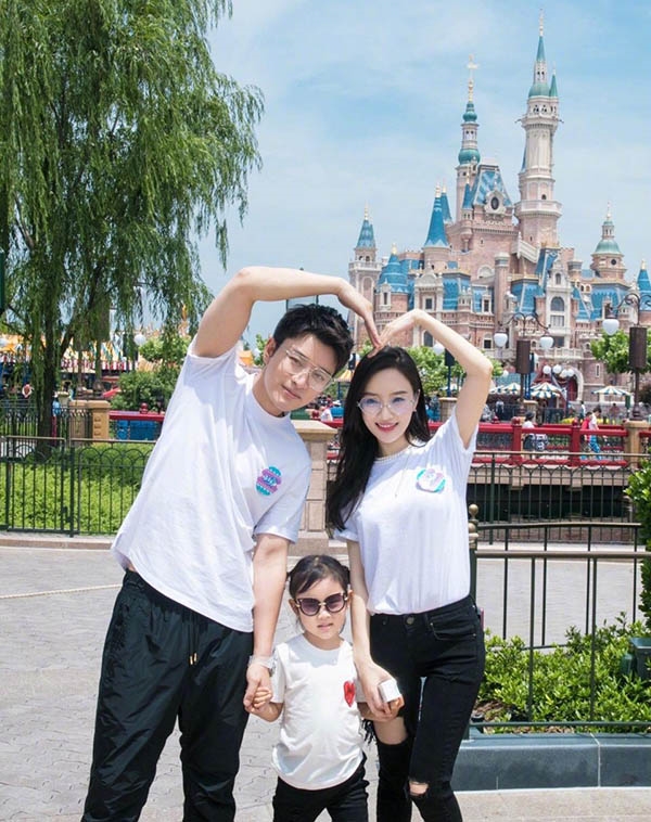 Lý Tiểu Lộ và Giả Nãi Lượng đã làm hòa sau scandal ngoại tình?