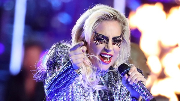 Lady Gaga đóng phim 'A Star Is Born'