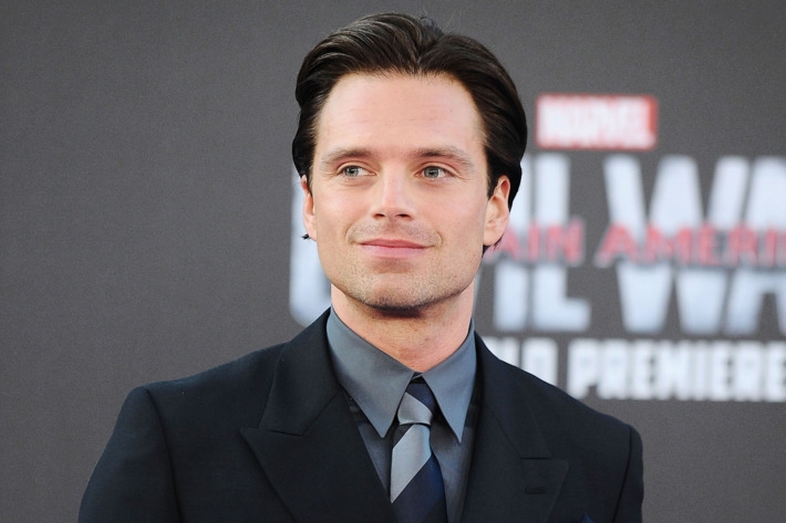Sebastian Stan thừa nhận rất hạnh phúc khi “hụt” vai Captain America