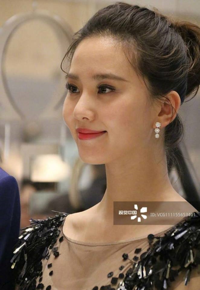 Lưu Thi Thi chứng minh đẳng cấp nhan sắc trong những bức ảnh mới