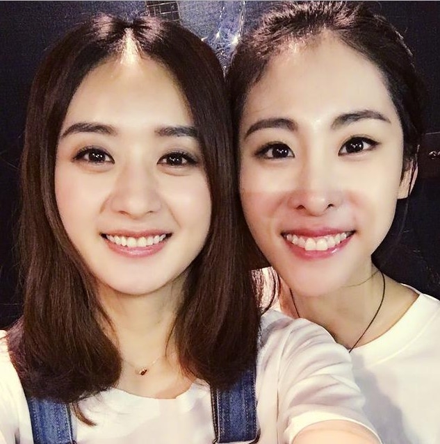 Triệu Lệ Dĩnh lần đầu xuất hiện trong một concert đầy ắp người