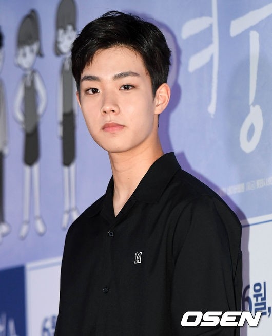 Loạt nghệ sĩ nổi tiếng tham dự buổi công chiếu Student A cùa Suho