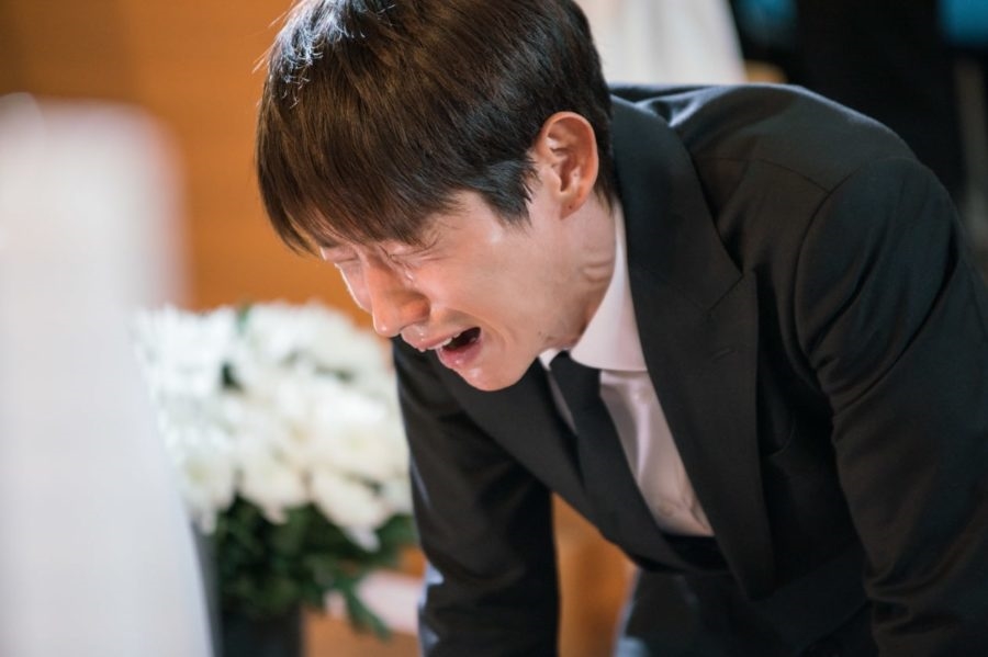 Lee Jun Ki diễn xuất thần trong mọi cảnh khiến người người thán phục