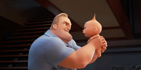 Đầu tiên, Jack-Jack có nhiều siêu năng lực hơn hẳn so với các anh chị của mình, bên cạnh bắn lade.