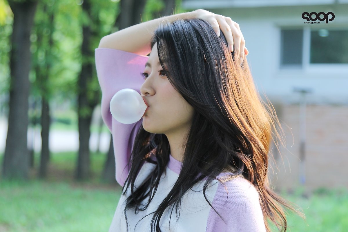 Nam Ji Hyun tái xuất với bộ ảnh mới đẹp như tiên nữ