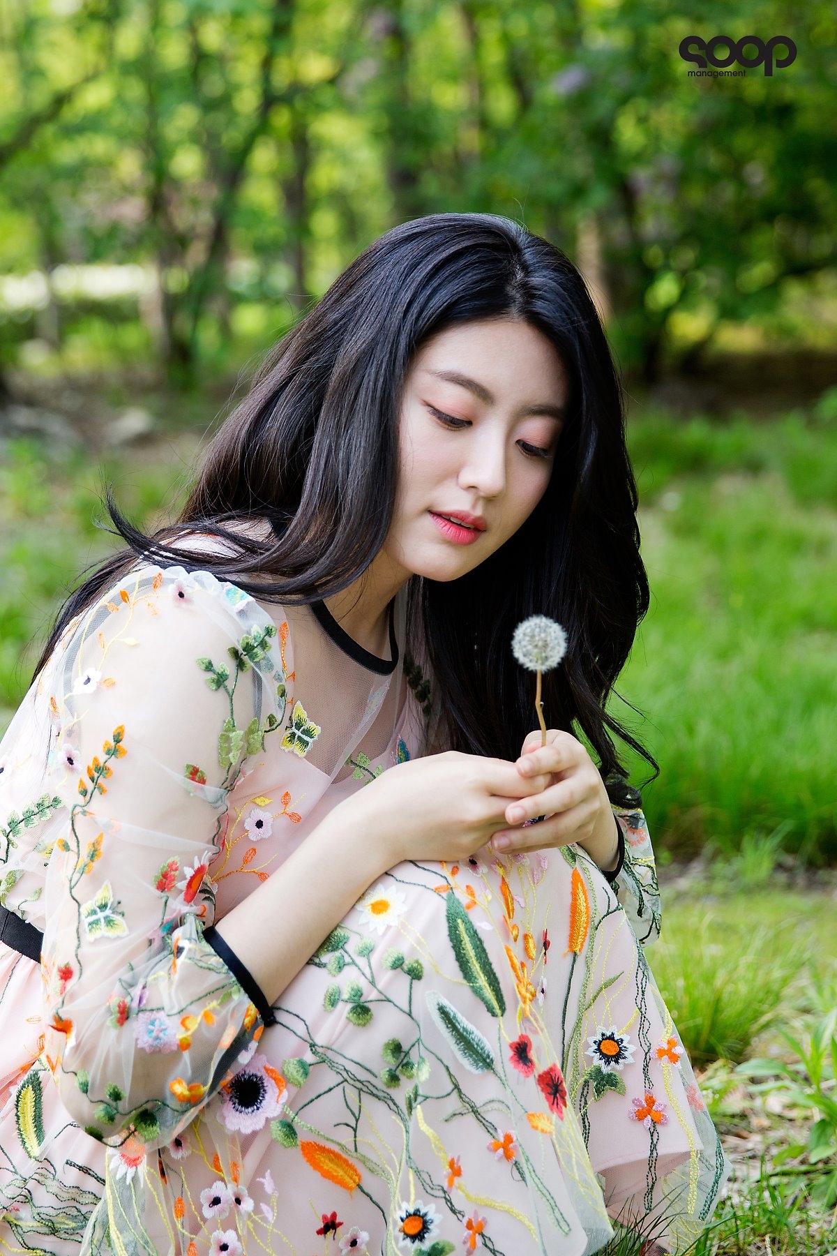 Nam Ji Hyun tái xuất với bộ ảnh mới đẹp như tiên nữ