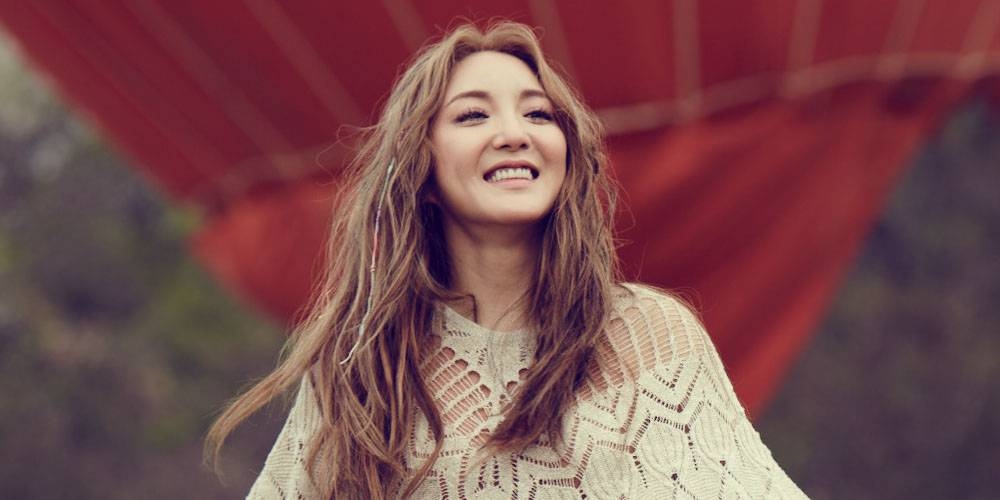Những idol Hàn Quốc tỏa sáng với nghề tay trái được công nhận