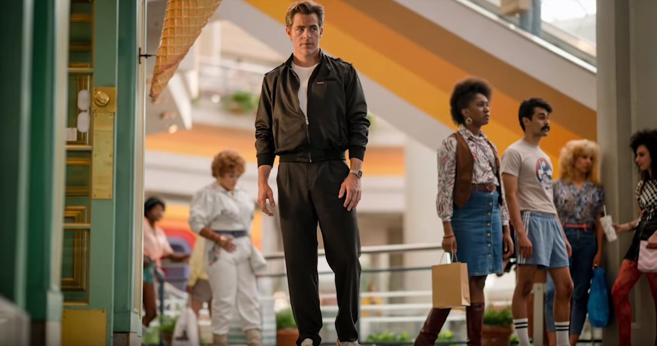 Bí ẩn đằng sau hình ảnh đầu tiên của Wonder Woman 2