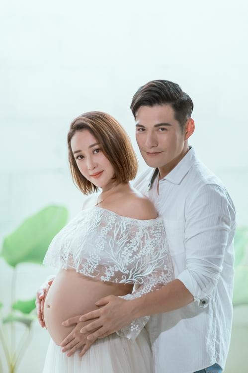 Nghiêm Khoan hạnh phúc thông báo lên chức bố