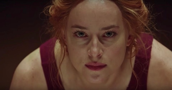 Dakota Johnson tái xuất với tác phẩm kinh dị 'Suspiria'
