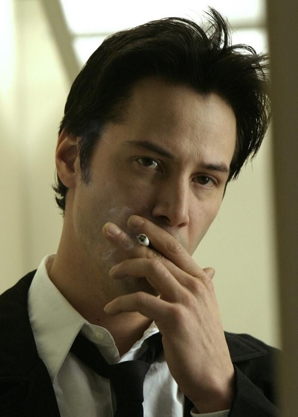 Các khán giả yêu mến Keanu Reeves đặc biệt ấn tượng với hình ảnh của anh trong bộ phim Constantine.
