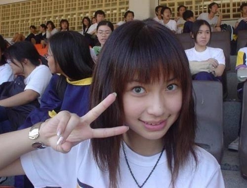 AngelaBaby sở hữu nhan sắc gây tranh cãi nhất làng giải trí Hoa ngữ