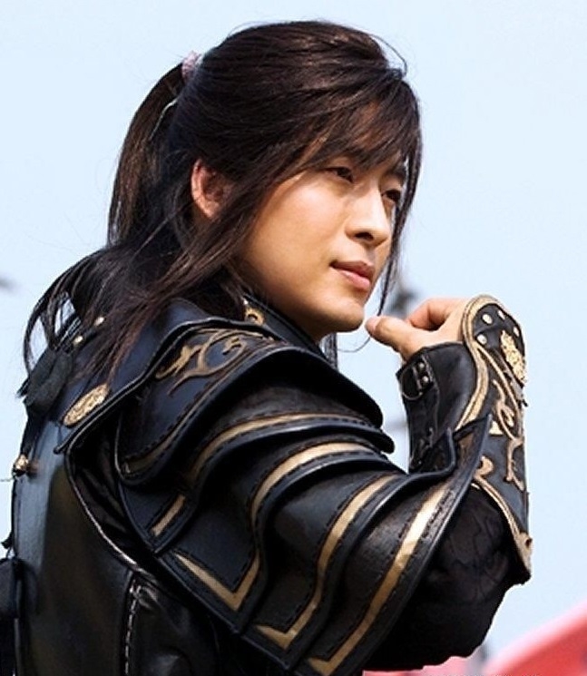 Lee Byung Hun vẫn không vượt qua được mức cát-xê của nam diễn viên này