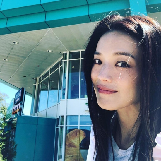 Triệu Vy, Lâm Tâm Như và Thư Kỳ đều có gương mặt mộc đáng ghen tị