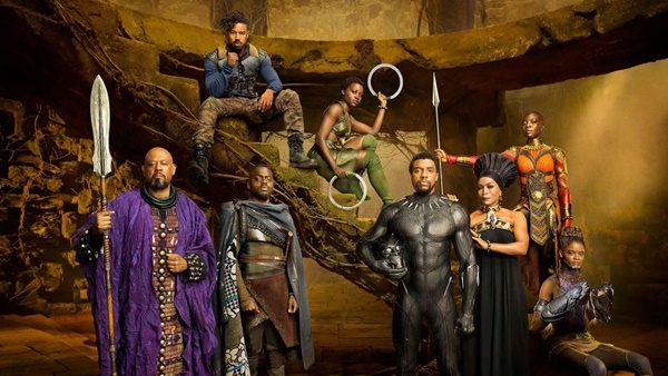 Fan Marvel thuyết trình về Wakanda trong phim Black Panther
