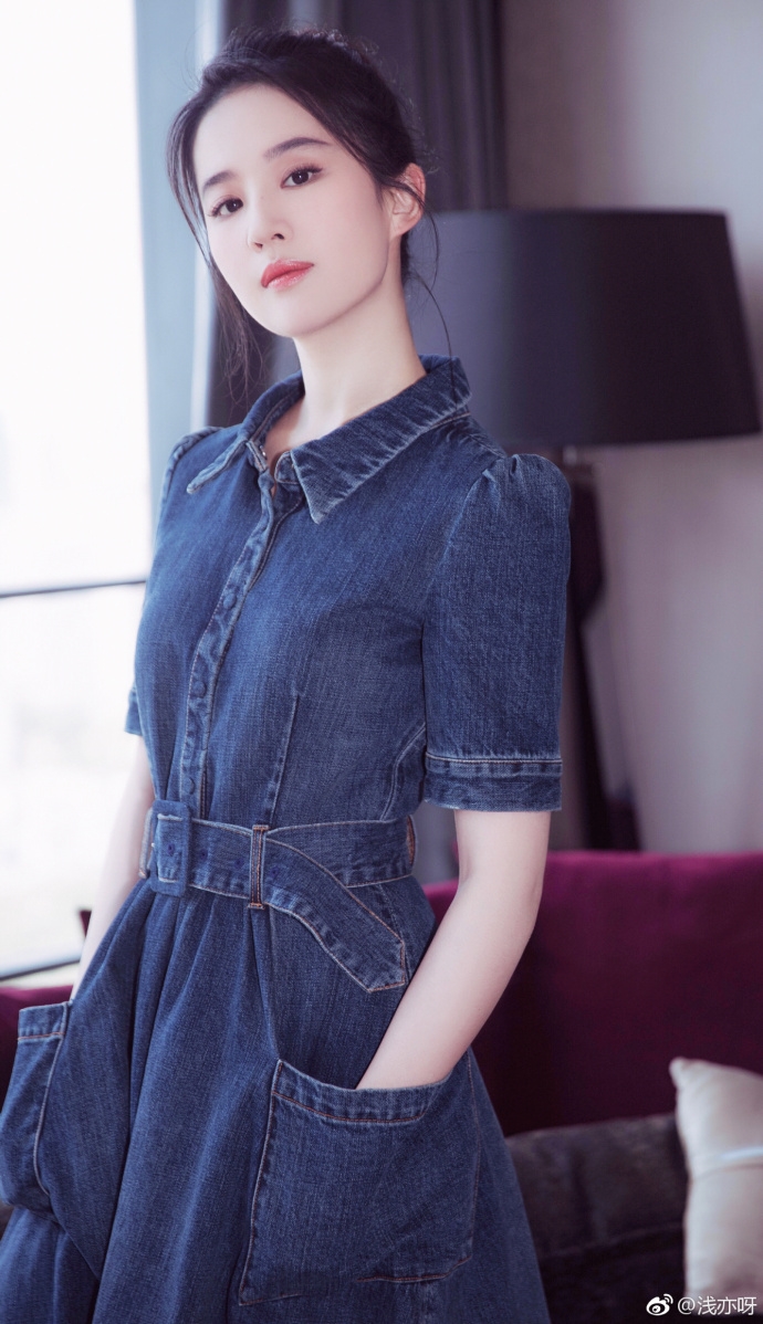 Lưu Diệc Phi đẹp không góc chết trong sự kiện mới