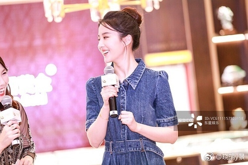 Lưu Diệc Phi đẹp không góc chết trong sự kiện mới