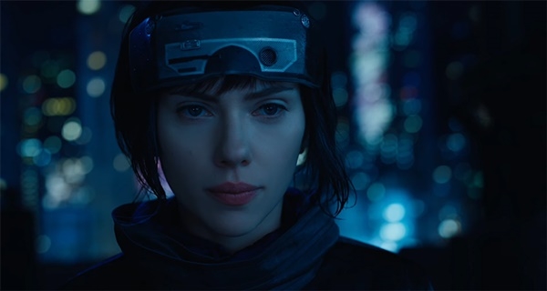 Scarlett Johansson bị phản đối vì vào vai người chuyển giới
