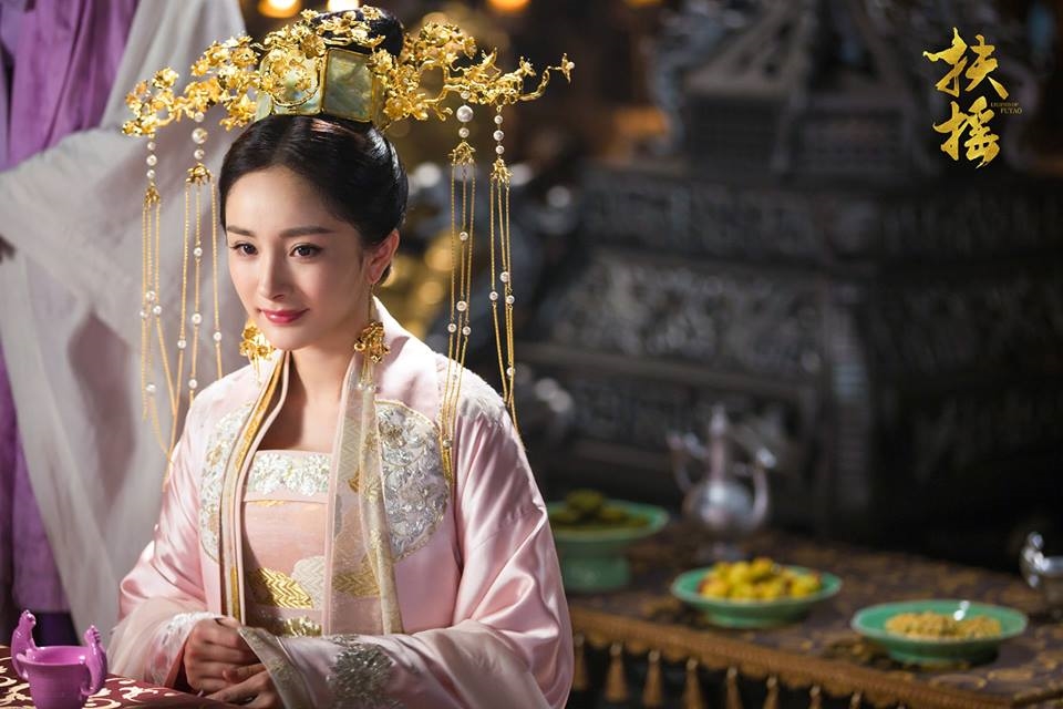 Tiểu Hoa nào là người được đánh giá cao trong mùa phim hè 2018?