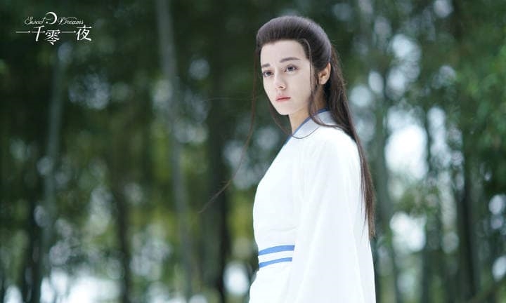 Diễn xuất đơ cứng trong phim mới, Nhiệt Ba lại bị netizen chỉ trích