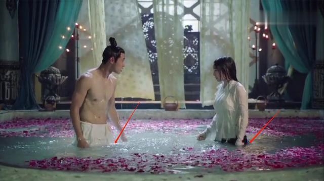 Hot là thế nhưng Phù Dao vẫn bị soi ra những hạt sạn ngớ ngẩn