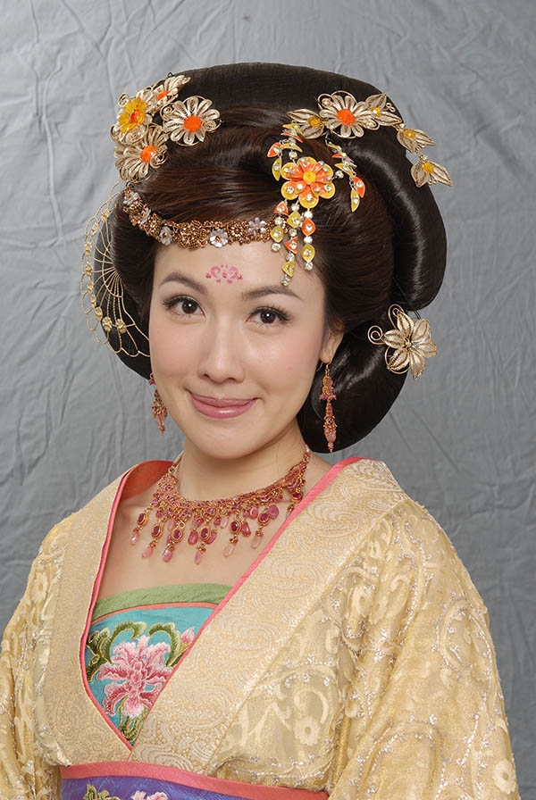 Lý Thi Hoa quyết định rời bỏ TVB sau 15 năm cống hiến vất vả?