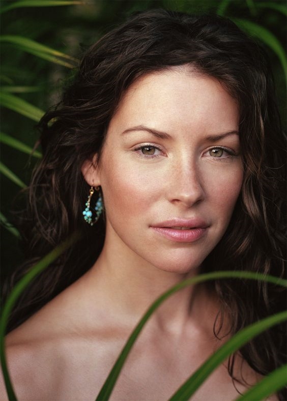 Evangeline Lilly từng định từ bỏ diễn xuất