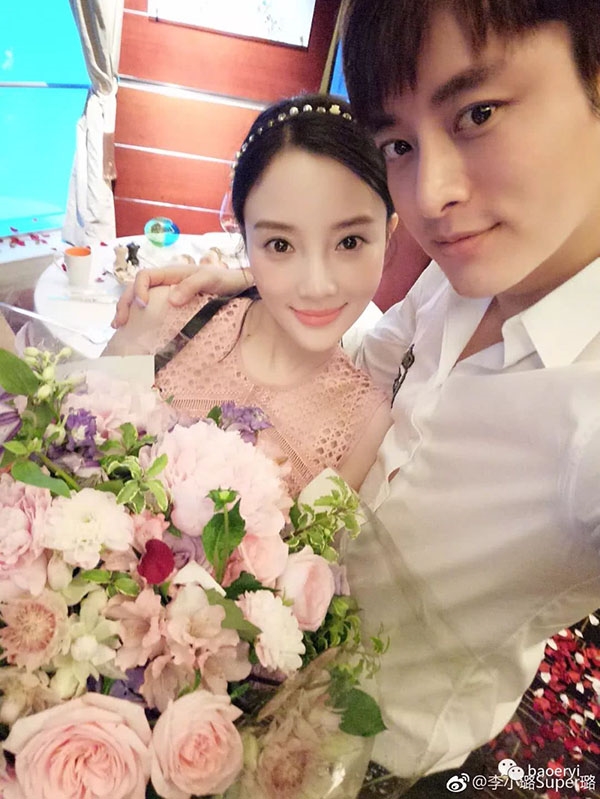 Đoàn đội Giả Nãi Lượng và Lý Tiểu Lộ cãi nhau sau scandal ngoại tình