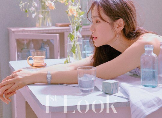 'Chị Đẹp' Son Ye Jin đốn tim khán giả bằng loạt ảnh đẹp khó quên