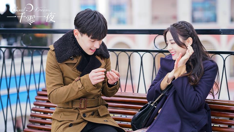 Nhiệt Ba và Đặng Luân ngọt ngào trong phim khiến fan rụng rời