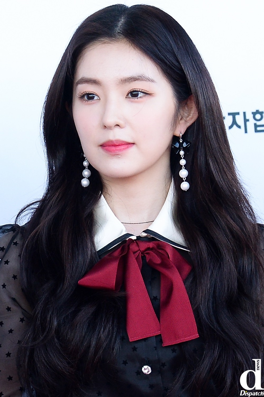 Điểm chung thú vị mà ít ai để của 2 nữ idol xứ Hàn Suzy và Irene