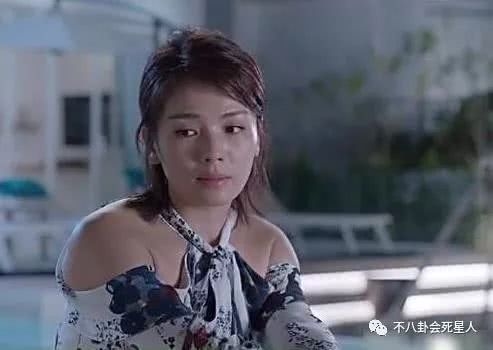 Những mỹ nhân Hoa ngữ bị cười chê là 'lưng hùm vai gấu'