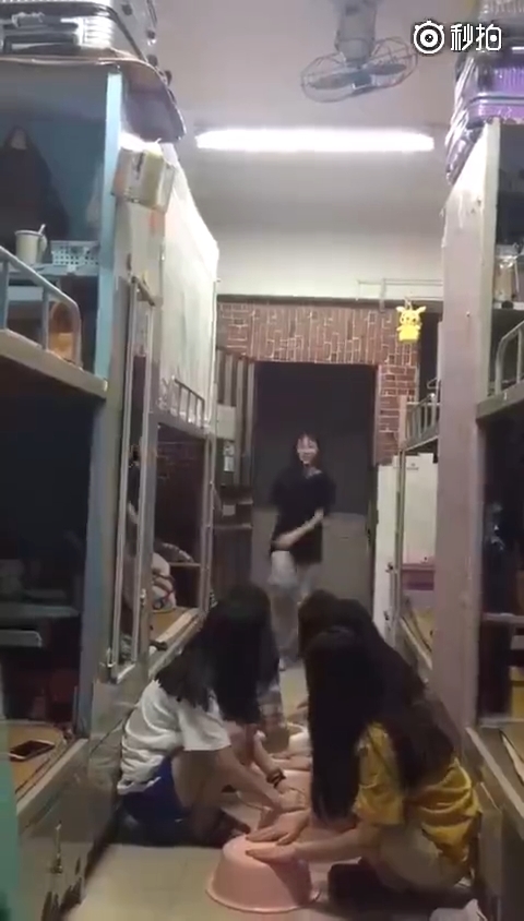 Những thú vui 'tao nhã' của cộng đồng mạng trong những ngày gần đây
