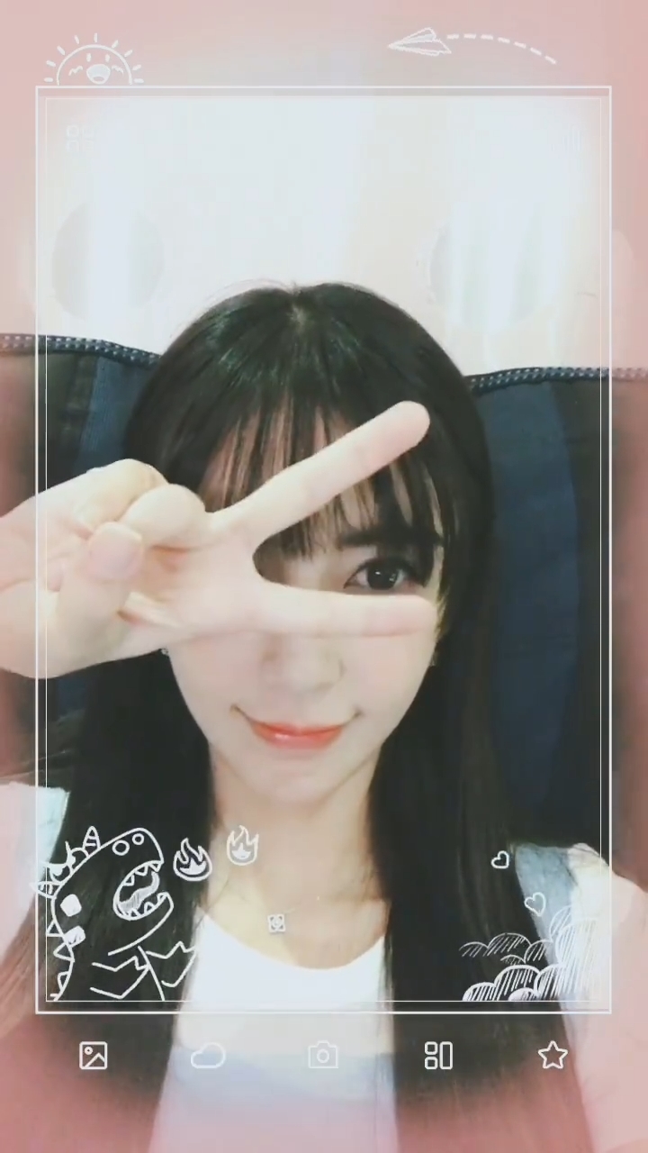 Clip hot của sao Cbiz ngày 27/08: đám cưới Trương Hinh Dư là tâm điểm