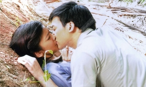 Top 6 mỹ nam xứng danh 'thánh hôn' trên màn ảnh nhỏ xứ sở chùa Vàng