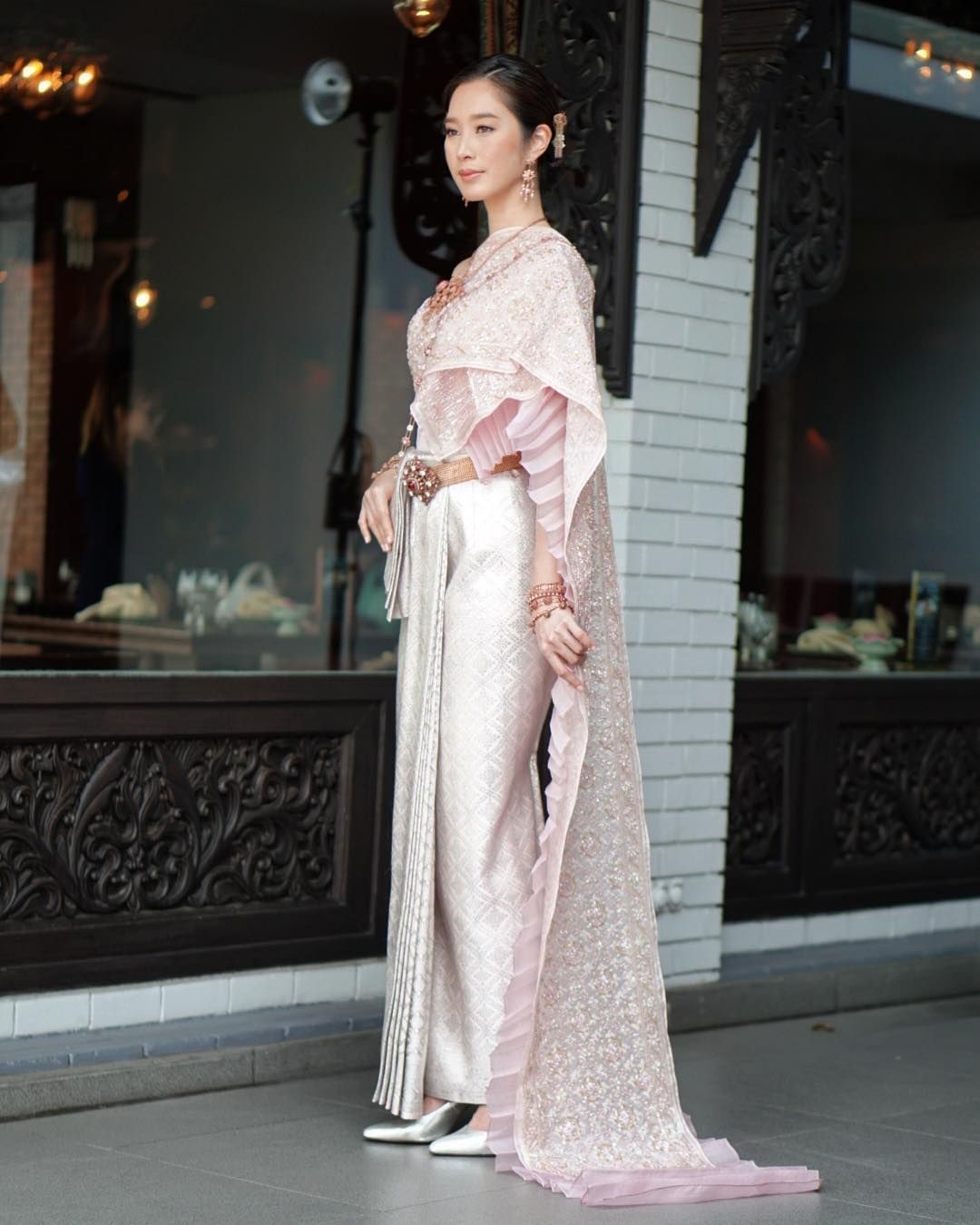 Những mỹ nữ Thái Lan thần thái nhất trong bộ trang phục truyền thống
