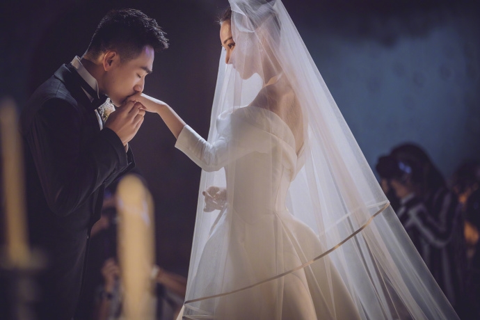 Clip hot của sao Hoa ngữ 30/08: Lâm Chí Dĩnh đưa cả nhà lên MV nhạc
