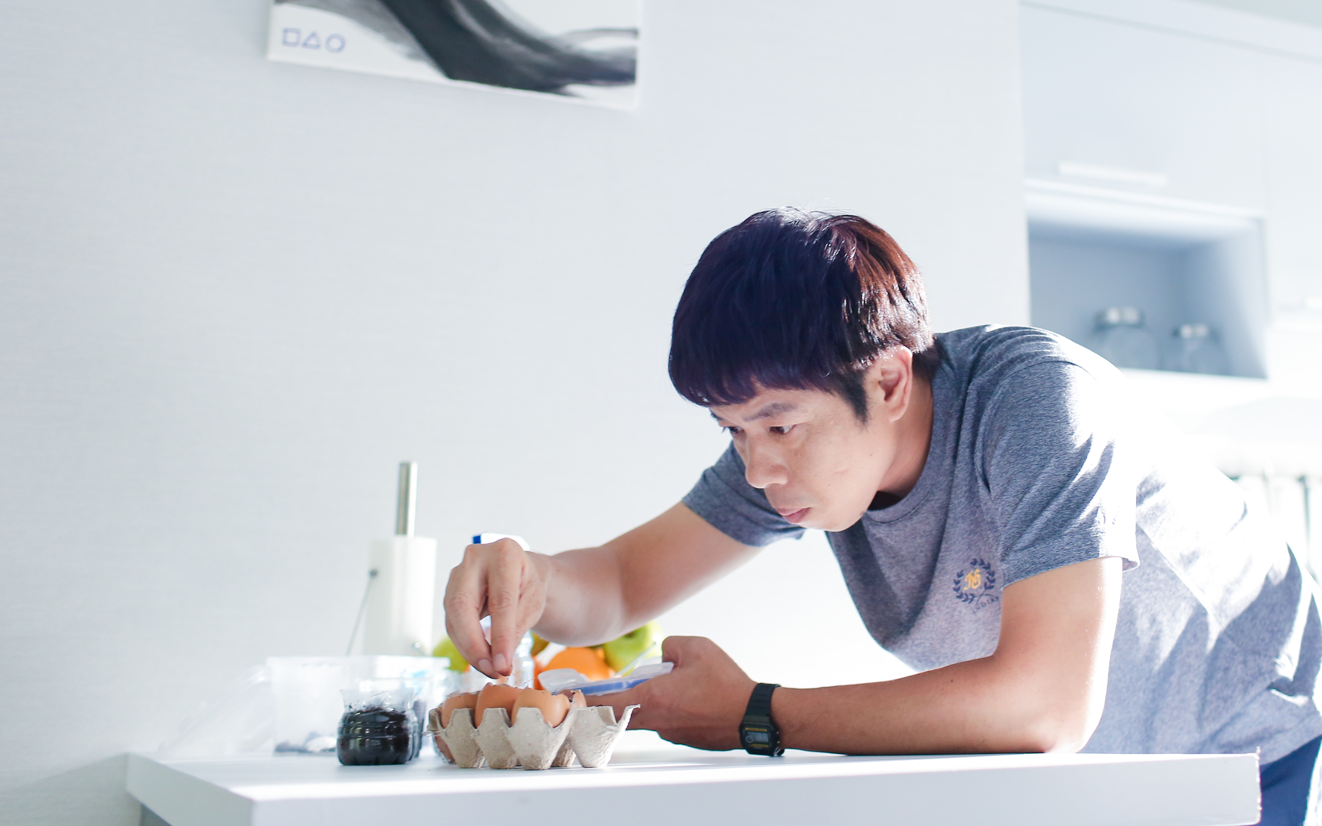 Phụ nữ chỉ cần yêu một chàng trai giỏi nội trợ là quá đủ