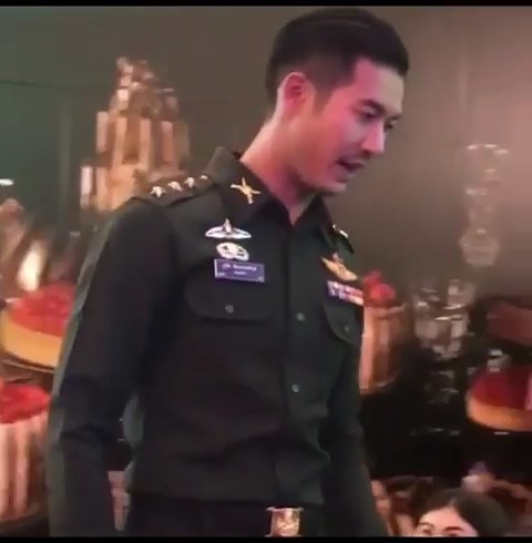 Loạt clip hot sao Thái trên mạng xã hội ngày 06/09