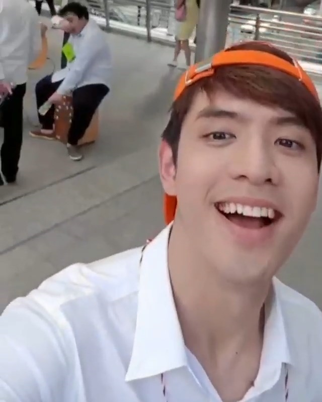 Loạt clip hot sao Thái trên mạng xã hội ngày 06/09