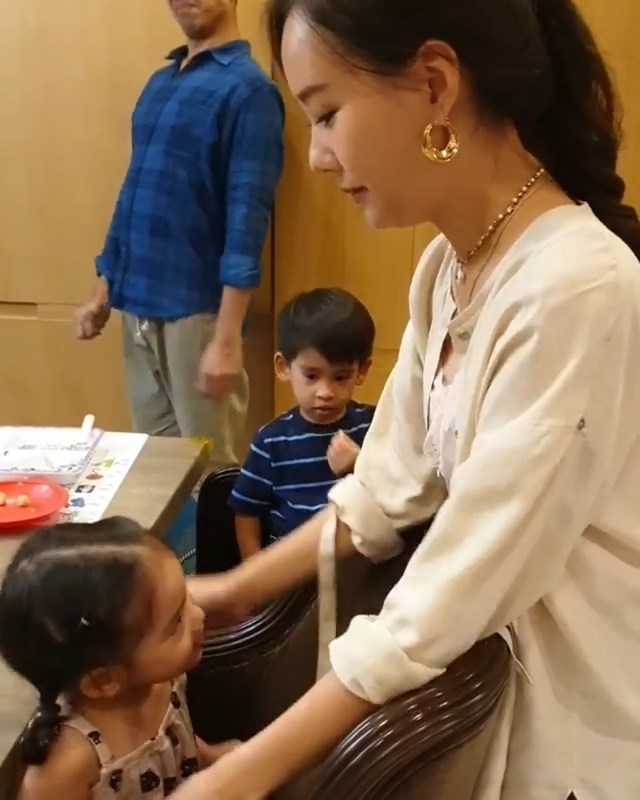 Tổng hợp loạt clip hot sao Thái ngày 07/09