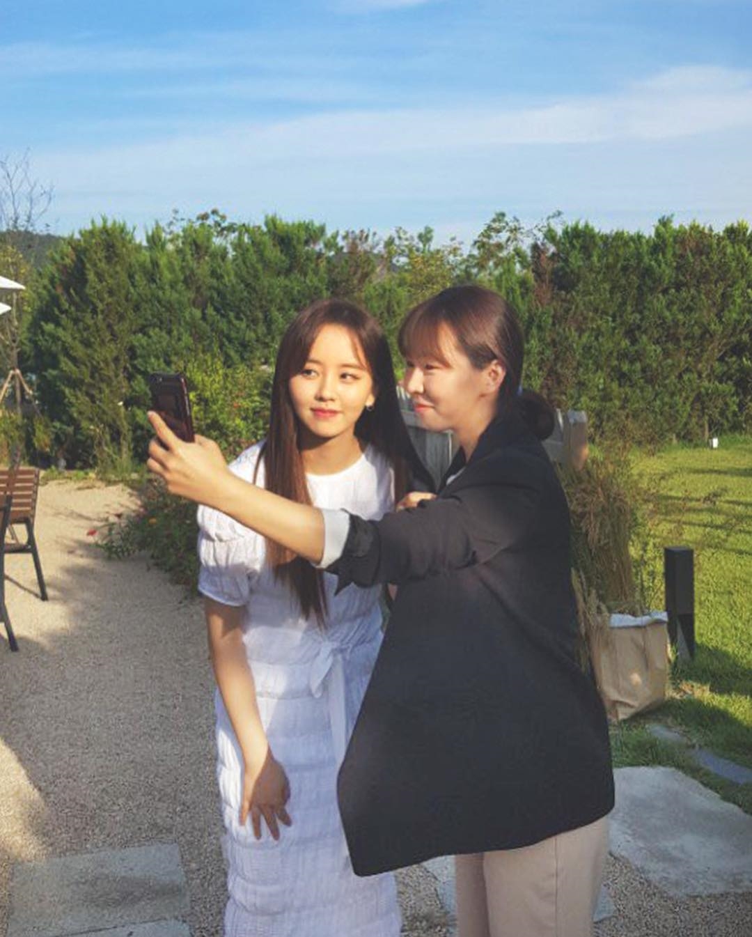 Kim So Hyun xinh đẹp thân thiện trong sự kiện mới