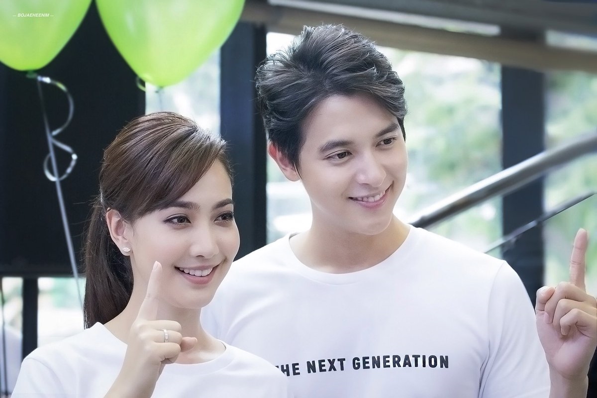 James Jirayu - Taew Natapohn gặp lại nhau trong sự kiện mới